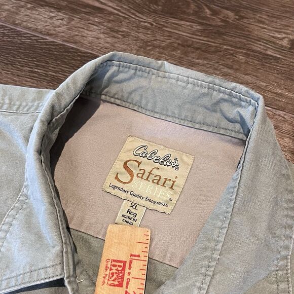 Cabelas Safari Series Button Up Shirt Mens XL Green Shoulder Strap Pocket - Picture 6 of 10